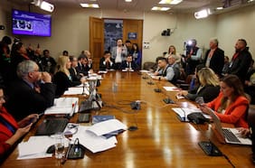 Tras negativa de Calisto: diputados de la comisión de Constitución llaman a avanzar con la reforma al sistema político