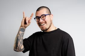 Claudio Michaux, comediante: “Si Chile fuera un programa de TV, yo creo que sería como Manos al Fuego”
