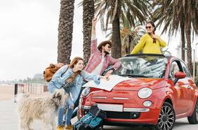 ¿Conviene arrendar un auto en vacaciones? Conoce los descuentos de hasta 20% que se ofrecen en verano