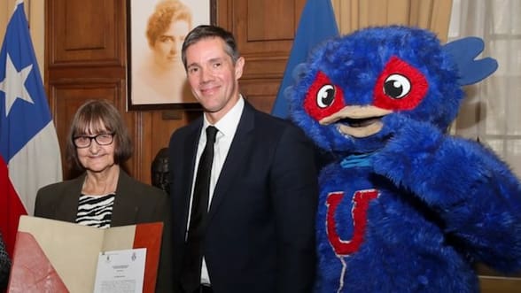 Pagos, promesas y obligaciones: revisión al contrato por el uso de los símbolos entre la Universidad de Chile y Azul Azul