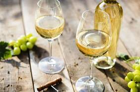 Vinos: ocho cepas que quizá no has probado pero que es hora de descubrir