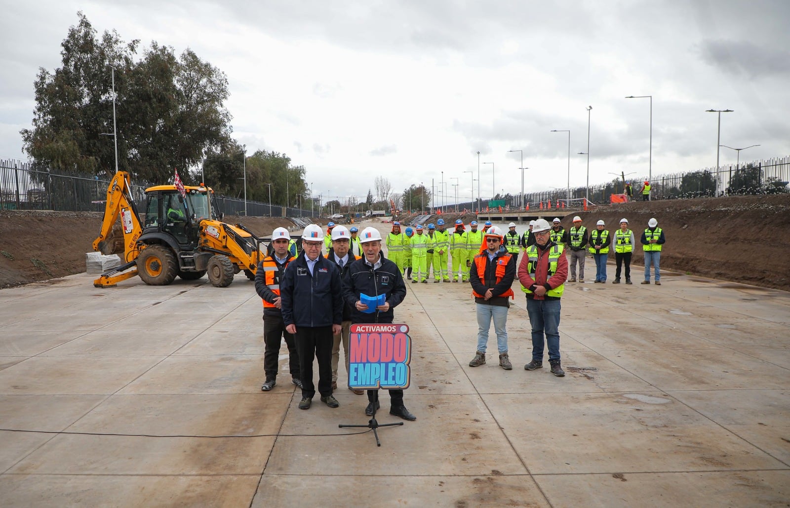Cartera de inversión del MOP sumará US$ 15.000 millones para este gobierno: incluye líneas de Metro y ampliación del servicio de trenes