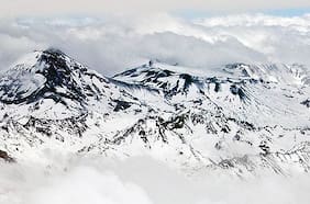 Columna de sismología: Arriba en la cordillera (o los desconocidos volcanes que amenazan a Santiago)