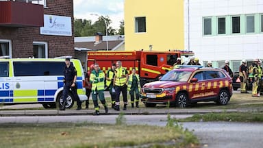Cómo Suecia logró disminuir los tiroteos en medio de crisis de violencia por bandas criminales