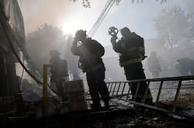 Un menor de edad fallecido y 49 damnificados deja incendio en campamento de Antofagasta