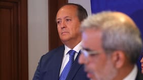 Investigaciones en marcha: fiscal nacional dice que hay “hipótesis preliminares” sobre posible intencionalidad en incendios del centro sur