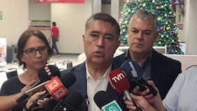 Leitao y Desbordes visitan a funcionario herido en barrio Meiggs y piden aprobar ley de seguridad municipal