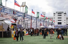 Fondas en Santiago: revisa los artistas invitados por día y los precios de las entradas