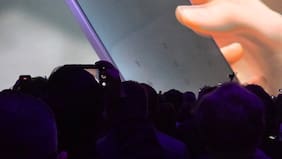 Cómo funciona la nueva pantalla “antimirones” del Samsung Galaxy S26 Ultra