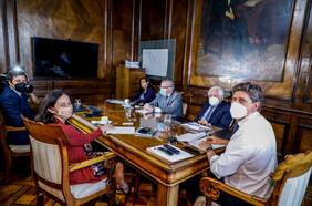 Gobierno llama a la calma por efectos en los fondos de pensiones por guerra en Ucrania: exposición a esos mercados es baja