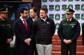 Hubo dos llamados para licitar, pero ninguno resultó: el frustrado piloto de Orrego para usar pistolas taser en Gendarmería