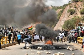 Senado de Bolivia aprueba derogar ley que regulaba el estado de excepción en medio de crisis por protestas