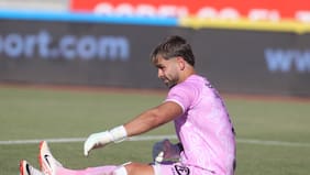 El blooper de Federico Lanzillota que le permite cerrar a Colo Colo un partido marcado por los errores de los porteros
