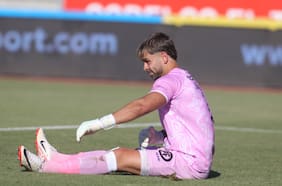 El blooper de Federico Lanzillota que le permite cerrar a Colo Colo un partido marcado por los errores de los porteros
