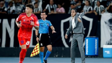 Cómo juega y cuáles son los números de Renato Paiva: el principal candidato para asumir la banca de la U