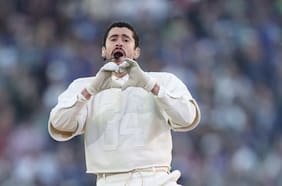 ¿Qué significa el 64 que llevó Bad Bunny en su atuendo en el Super Bowl? (y qué significó también su traje blanco)