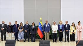 Gobierno de Venezuela y oposición acuerdan reformar el sistema judicial y recuperar activos en Inglaterra