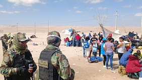 100 policías y 50 militares: Perú refuerza su frontera con Chile ante crisis migratoria
