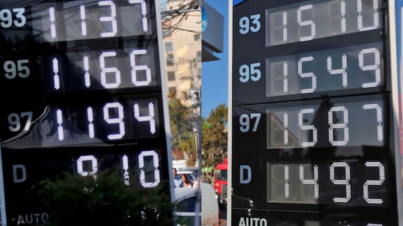 Chile encabeza alza de los combustibles en la OCDE tras salto del petróleo, pero tiene uno de los precios más bajos del bloque
