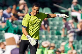 “Aquí ya acabó”: Claudio Bravo anuncia que no seguirá en el Betis