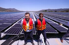 Ministros Valenzuela y Pardow encabezan inauguración de planta solar flotante más grande del cono sur