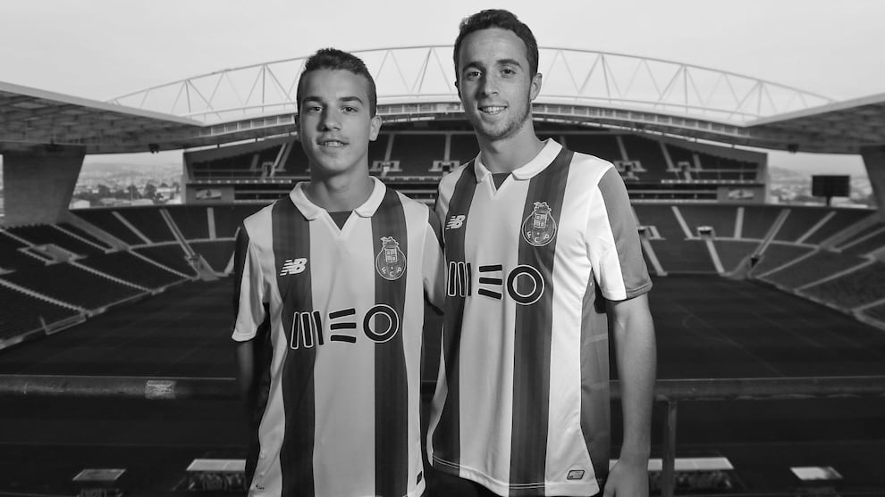 También futbolista y su hermano menor: Quién era André Silva, la otra  víctima del trágico accidente donde murió Diogo Jota - La Tercera