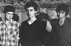 Abre los ojos ponte de pie: por qué La Voz de los 80 de Los Prisioneros es un disco esencial