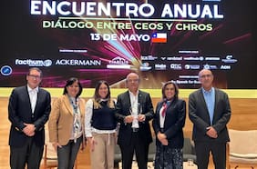 Gerente general de Bci recibió premio por su liderazgo en gestión de personas