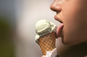 Estos son los 5 alimentos ultraprocesados que debes evitar si quieres vivir más, según Harvard