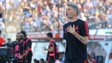 Fernando Ortiz culpa al arbitraje tras la caída alba en el Superclásico: “No busco excusas, pero fue falta tras falta”