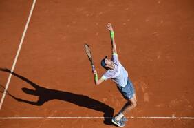 Nicolás Jarry reacciona a tiempo y ahora buscará despachar a Tsitsipás en el Masters 1000 de Montecarlo