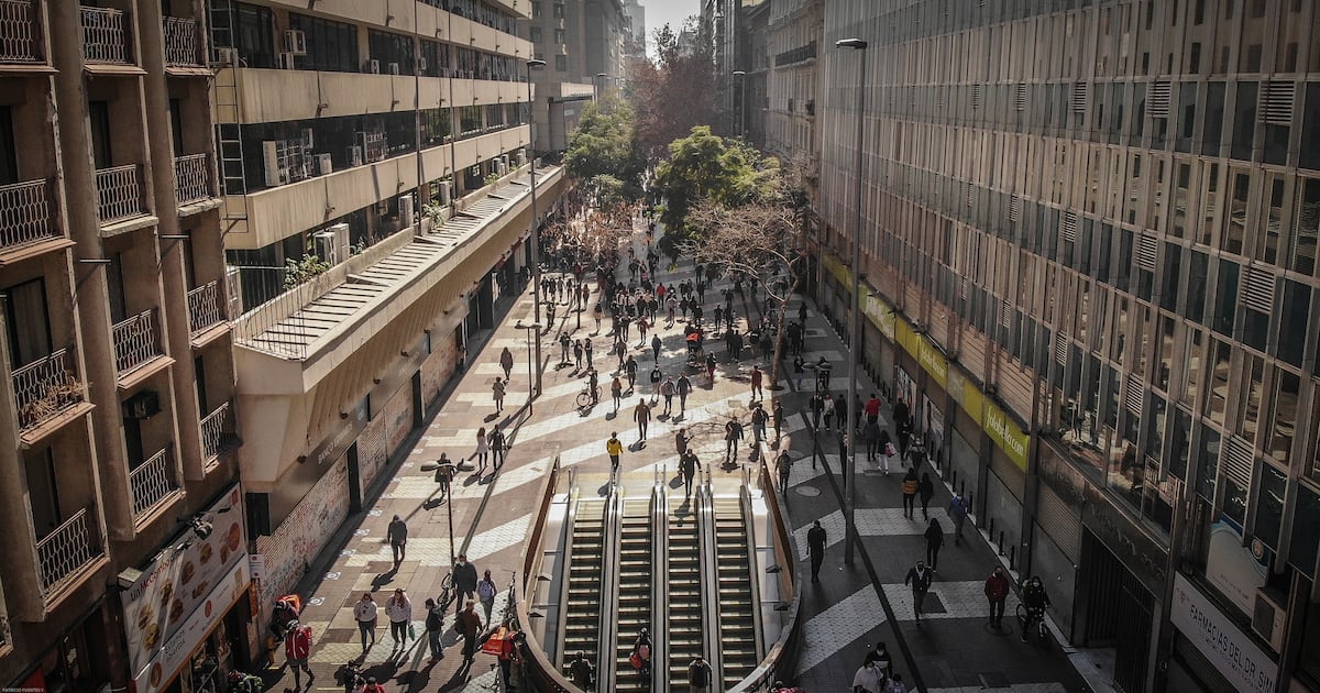 El casco histórico de Santiago pierde su liderazgo en América Latina: Una caída que revela más que un problema inmobiliario