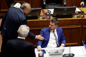 Juzgado declara inadmisible querella por injurias de Fidel Espinoza en contra del Daniel Manouchehri