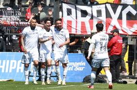 Colo Colo sueña con el título: se lleva un sufrido triunfo ante Huachipato y queda a un punto de la U