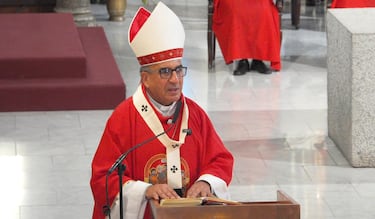 Arzobispo Fernando Chomali encabeza liturgia en Viernes Santo y aborda temas valóricos y materialismo