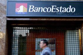 Hacienda anuncia proyecto para capitalizar por hasta US$ 1.500 millones a Banco Estado: iniciativa permitirá a entidad emitir “bonos perpetuos”