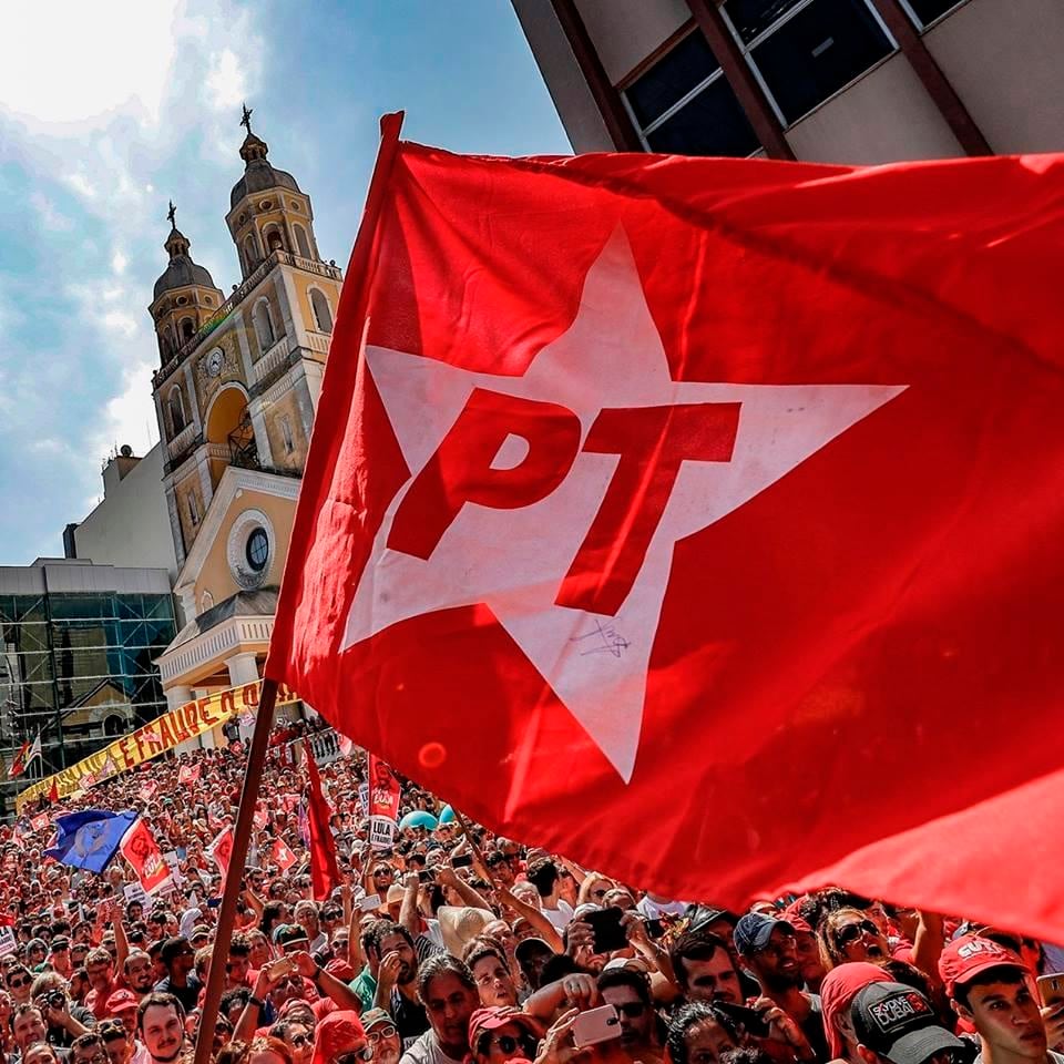 Monica Hirst: “Estas elecciones en Brasil cierran probablemente un ciclo de convivencia cercana del PT con el poder”