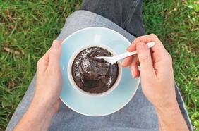 Endulza la vida con esta rica, rápida y fácil receta. 1, 2, 3 ¡Sale un brownie!