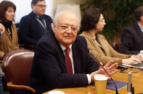 Embajador Viera-Gallo confirma entrega de información a Argentina sobre barristas con prohibición de ingreso a los estadios en Chile