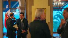 Agenda de seguridad: Socialismo Democrático le quita el piso como interlocutor al senador Araya tras cita con Kast