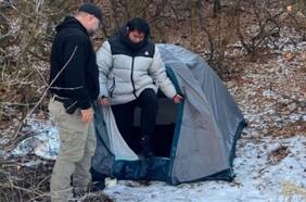 El extraño caso de un adolescente chino que fue secuestrado virtualmente y hallado vivo en una montaña