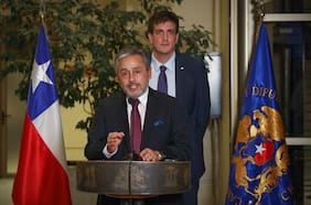 RN pide al Servel fiscalizar eventual uso de recursos públicos en volante del PS contra Kast