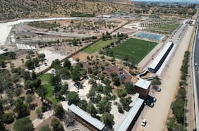 Nuevo espacio verde para el sur de Santiago: obras del parque Cerro Chena alcanzan un 75% de avance