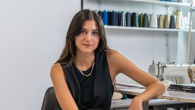 Lorenza Bas: la artista chilena detrás del corto que llegó al London Fashion Week
