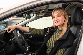 Nicole es la nueva embajadora de Subaru Impreza