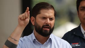 Tras críticas del Socialismo Democrático, Boric llama a los partidos al orden: “De una vez por todas, pónganse a la altura”.