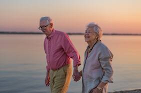 Estos son los 4 principales hábitos de personas que viven 100 años y que alargarán tu vida según un estudio