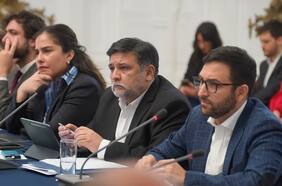 Caso Monsalve: diputados acusan “obstruccionismo” ante negativa del gobierno de entregar correos de Durán y Crispi