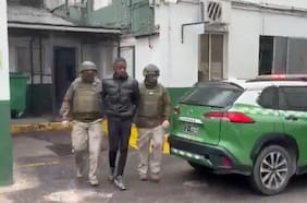 En Quinta Normal detienen a “narcomilitar” colombiano requerido por Interpol por múltiples delitos