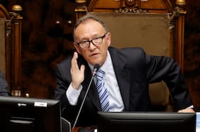 Presidente del Senado califica de “señal errónea” renuncia de Yáñez por “un criterio político del gobierno”